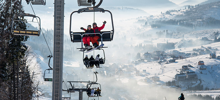 Kitzbuhel - nu pleca la ski fara asigurarea de sporturi extreme de la UNIQA